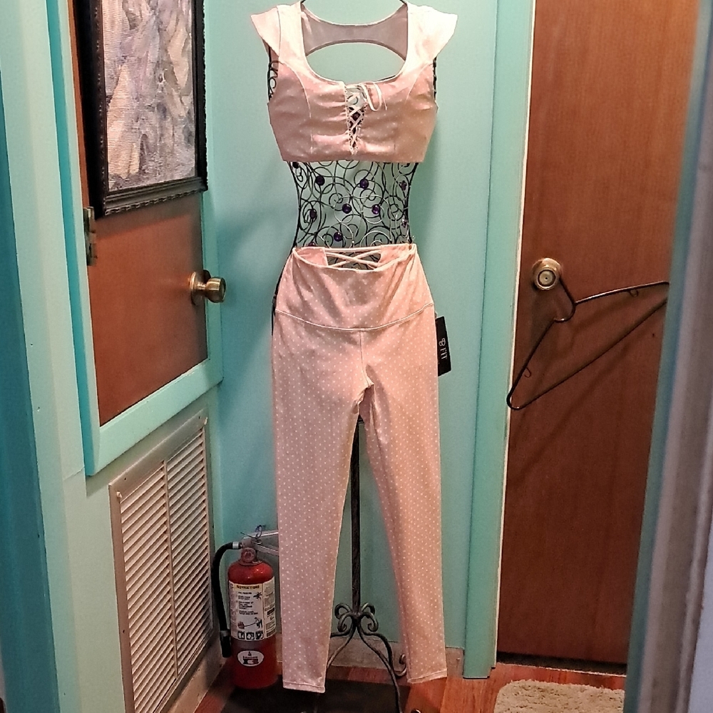 Beach Bunny Light Pink N Cream Polka-Dot Retro-Inspired Fitness Set